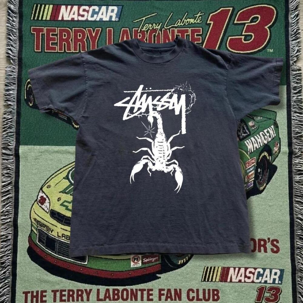 Gildan Stussy   Scorpion T-Shirt